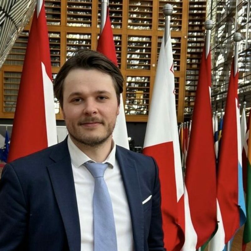 3ee96863-17d0-4ba3-a183-e1061ea5d7ea